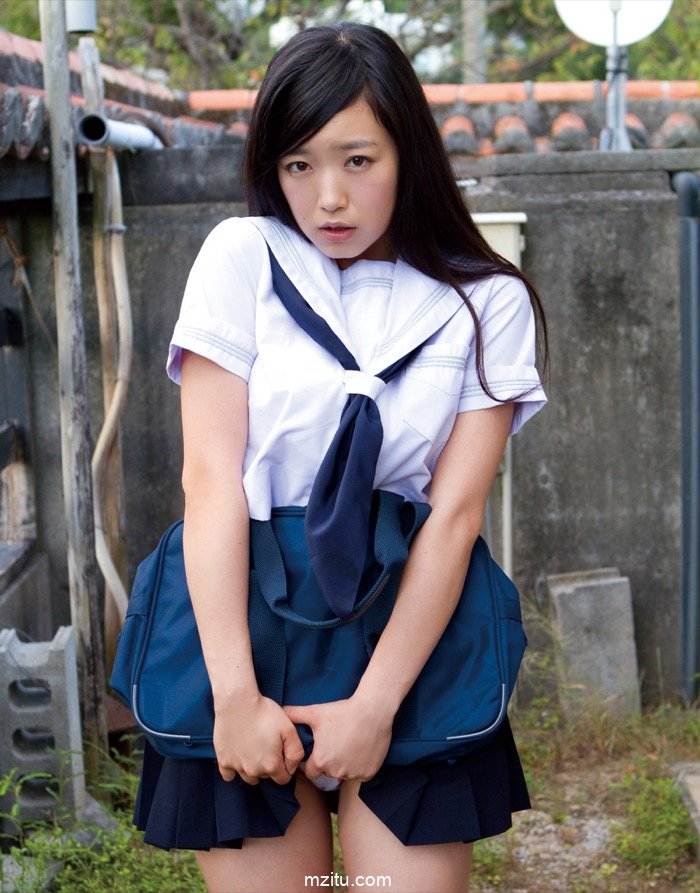 美女佐佐木心音性感写真-靓街拍