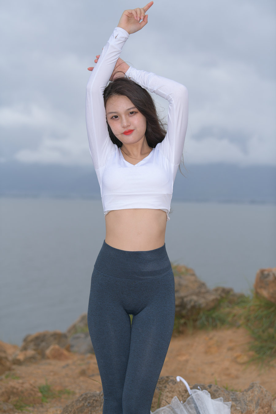 图片[2]-深蓝色瑜伽裤甜美女孩 J1320 514P2V-17.5GB-靓街拍