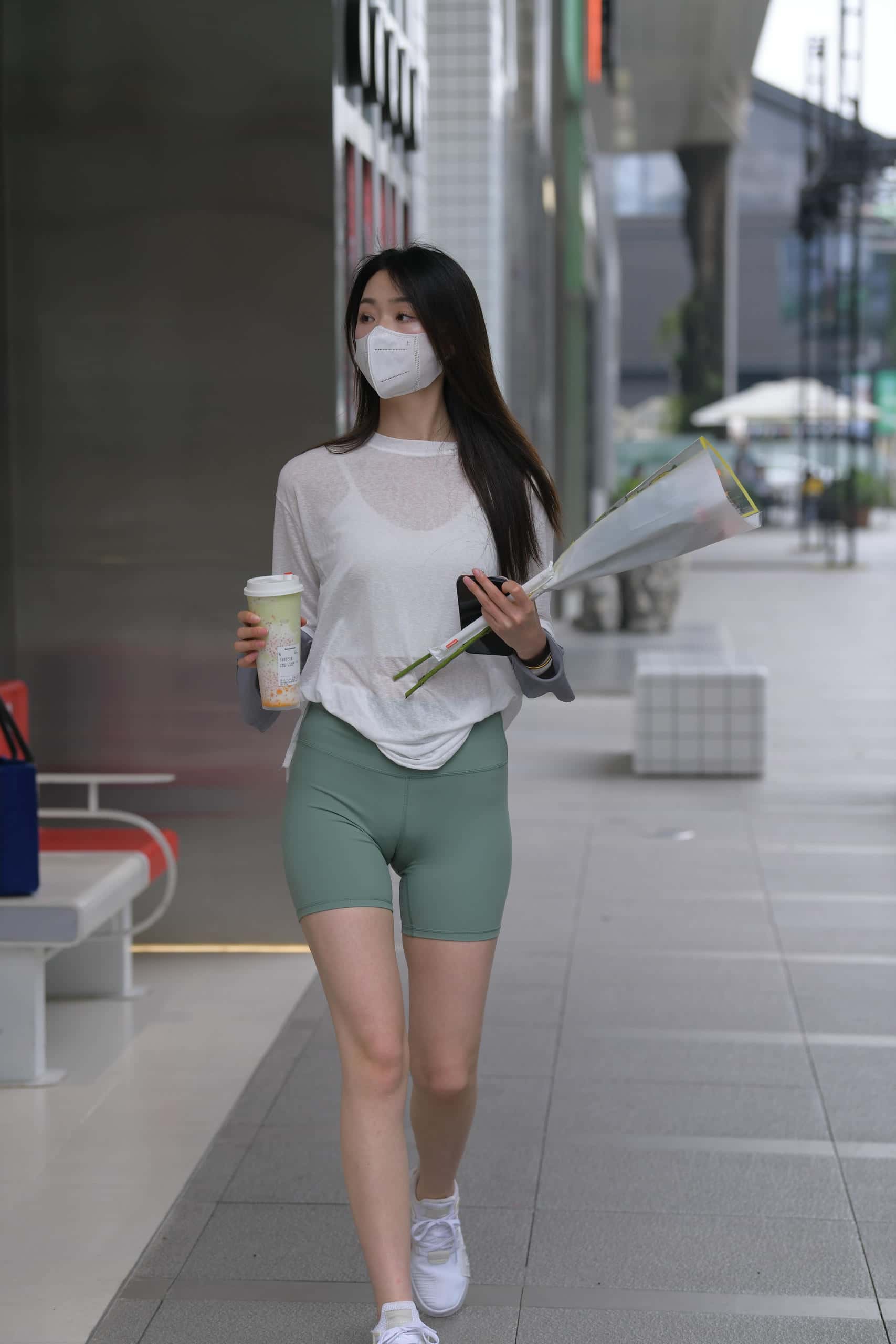 图片[5]-路边买花的白衣长发姑娘【884P】J5726-靓街拍