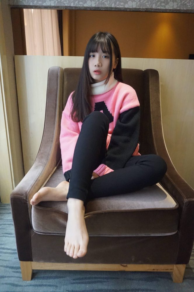齐刘海的长发女孩【70P】20016-靓街拍