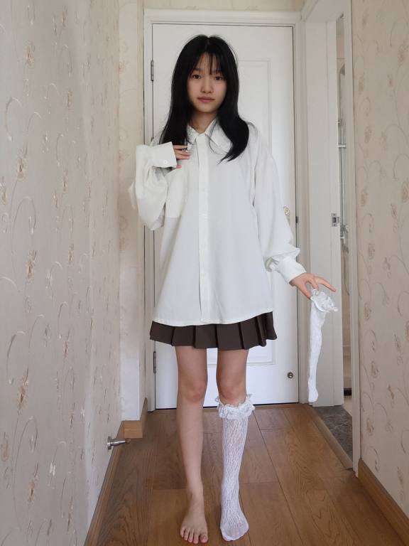 百褶裙可爱又大方的小姑娘【122P】20002-靓街拍