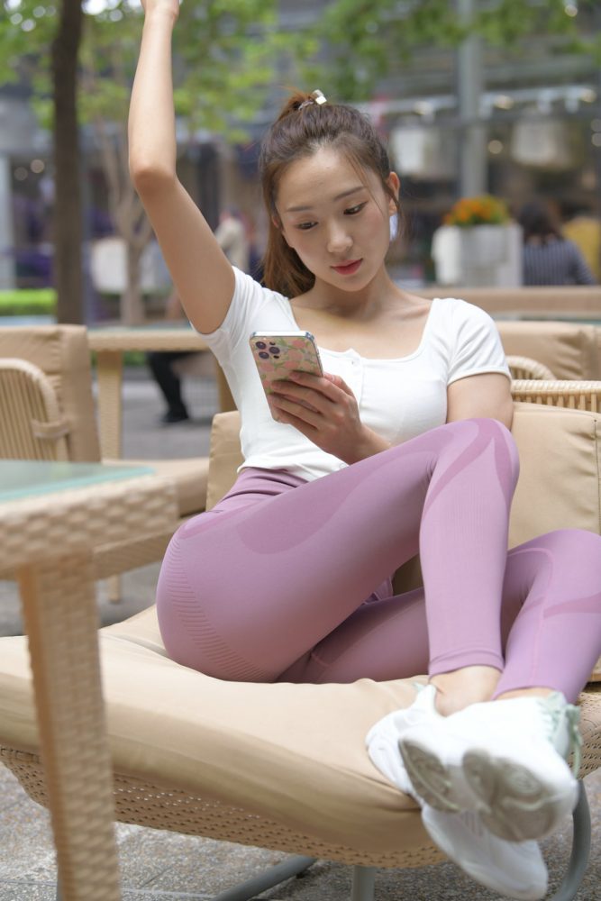 图片[6]-香芋色瑜伽裤高马尾漂亮女孩J2206 545P1V-19.1GB-靓街拍