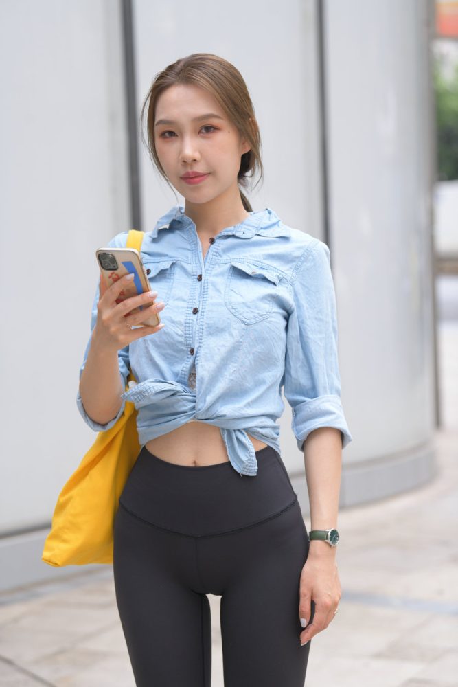 非常漂亮的瑜伽裤女孩J1990 733P1V-27.9GB-靓街拍