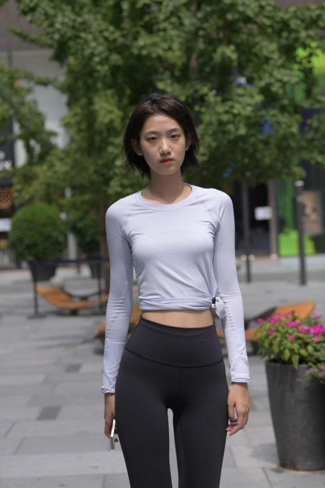 短发长腿的女生J2791 292P-5.71GB-靓街拍