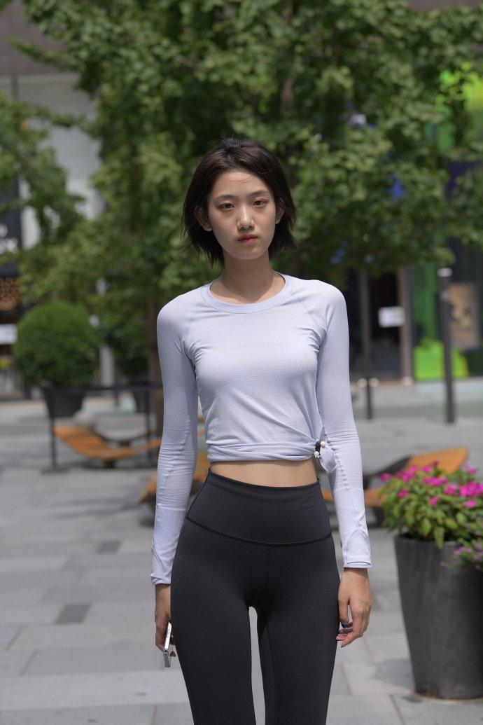 图片[1]-短发长腿的女生J2791 292P-5.71GB-靓街拍