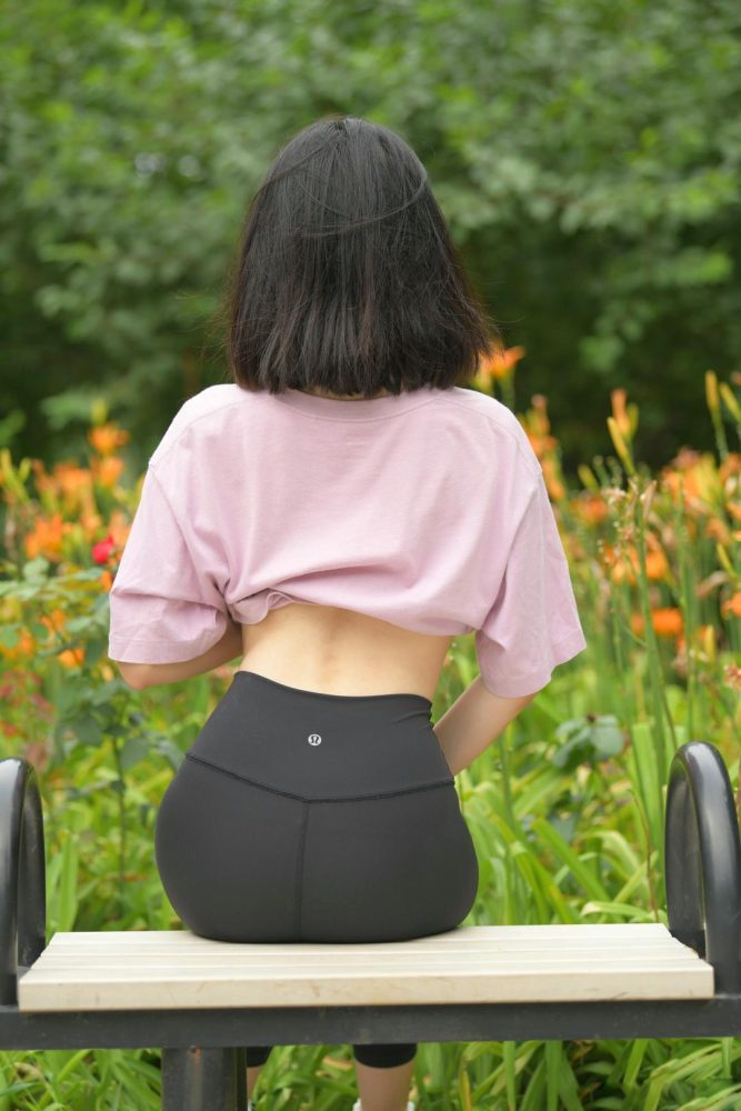 图片[2]-穿瑜伽裤打篮球的大三女孩J2198 463P1V-18.6GB-靓街拍