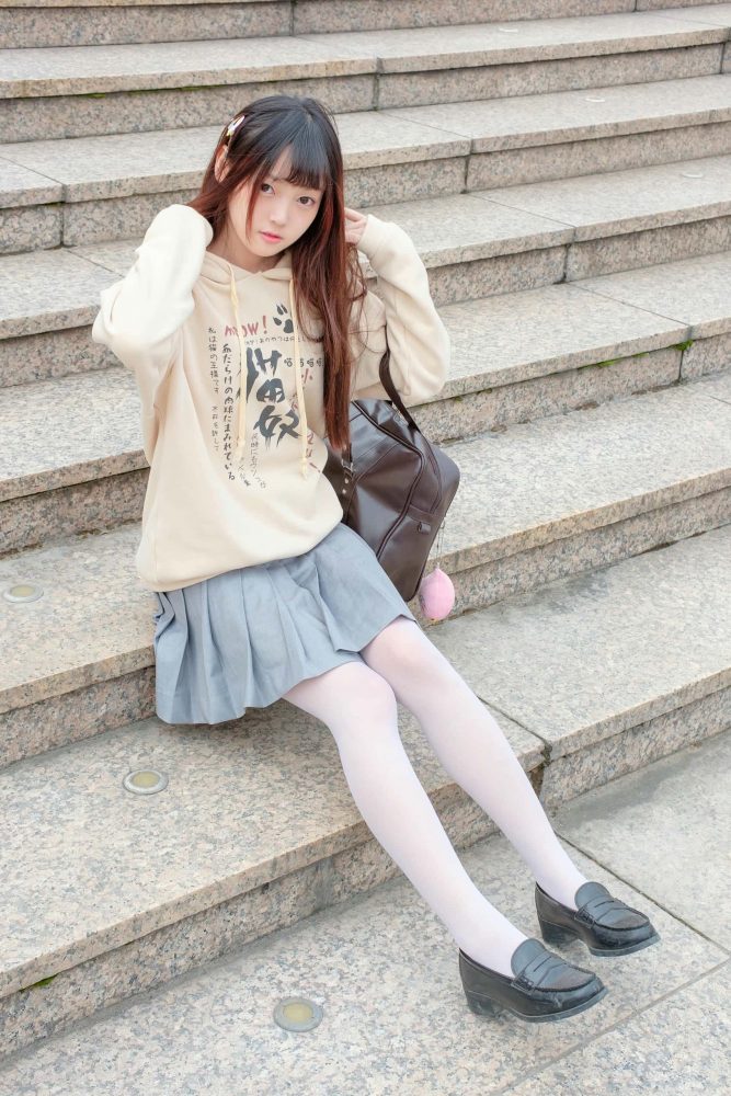 甜美的白丝女孩【131P】20007-靓街拍