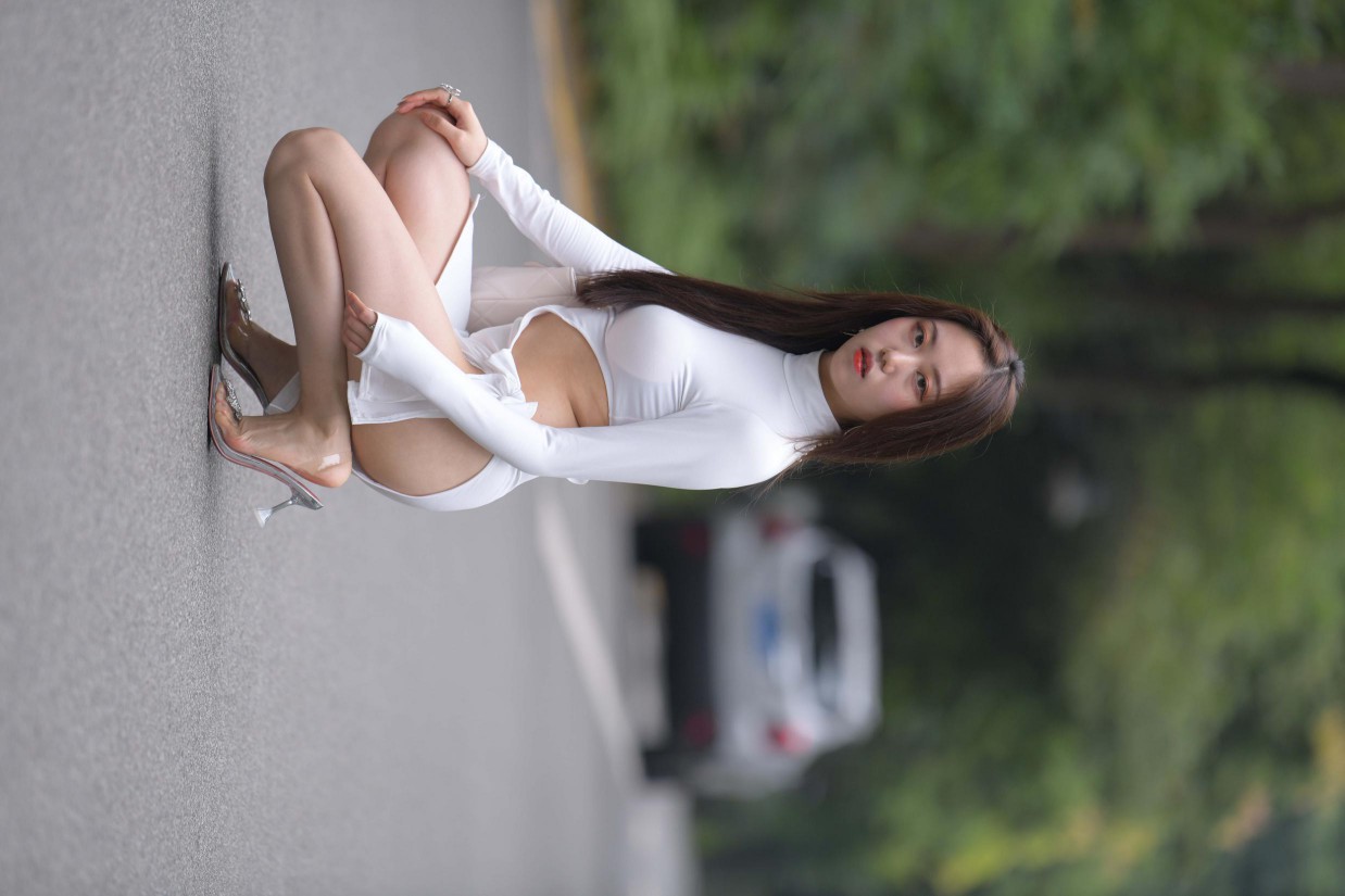 图片[5]-非常精致的侧边裙姑娘，忒好看了！【299P】00017-靓街拍