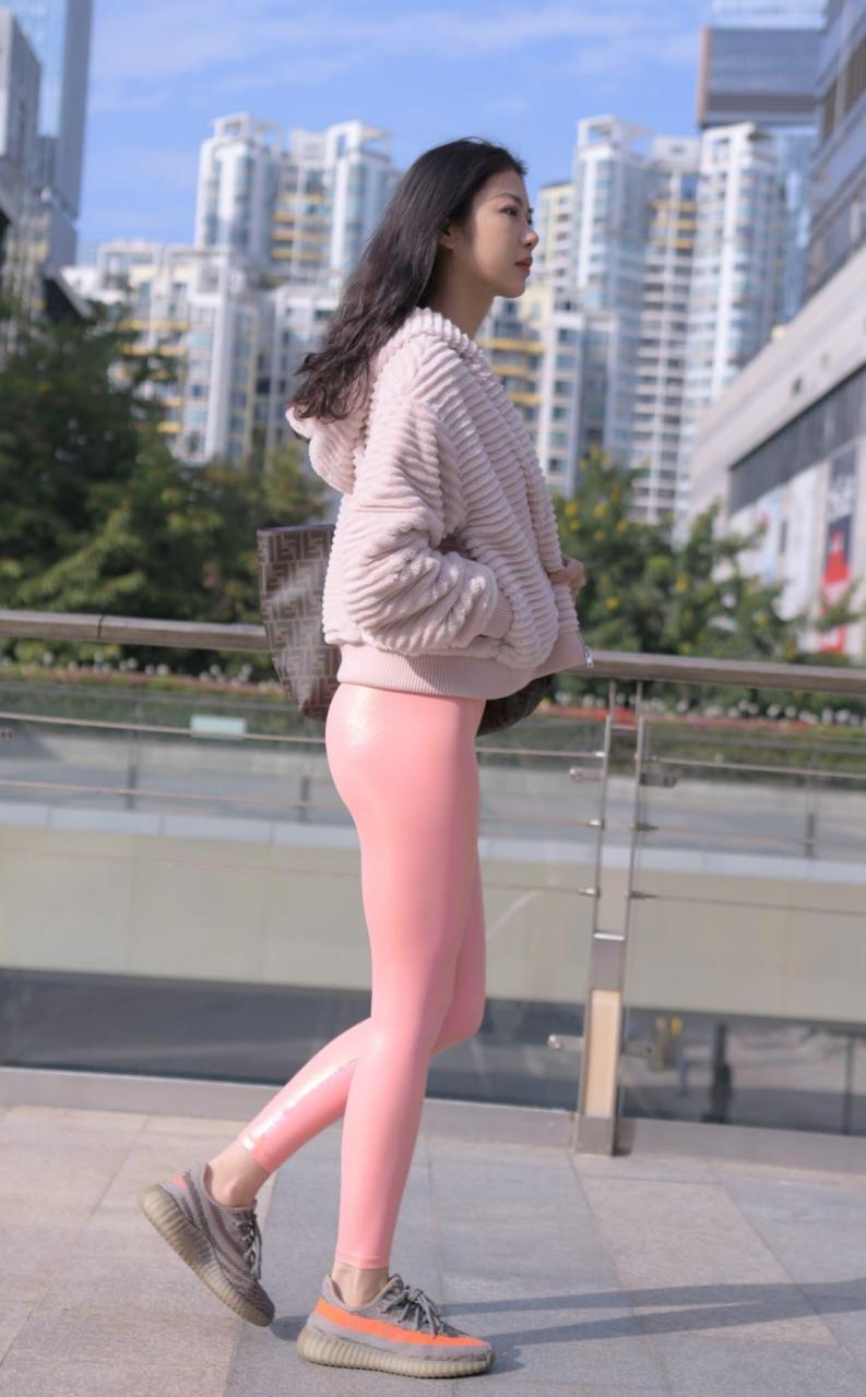 图片[3]-粉红色紧身裤的女孩 J1482 365P2V-18.1GB-靓街拍