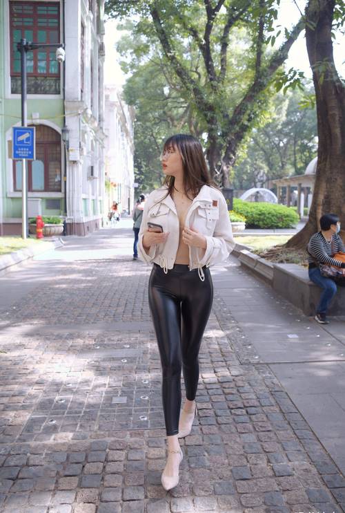 图片[3]-戴眼镜的皮裤女孩 J1473 1046P2V-35.5GB-靓街拍