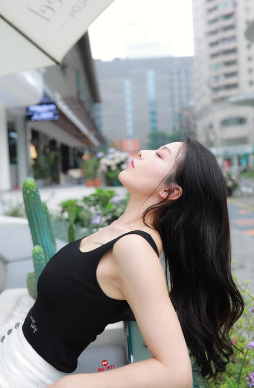 图片[2]-非常漂亮的白色紧身裤女孩J2055 895P2V-24.5GB-靓街拍