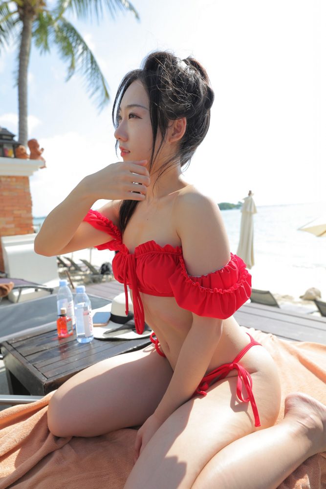 海边度假的红色比基尼小姐姐【364P】J0890-靓街拍