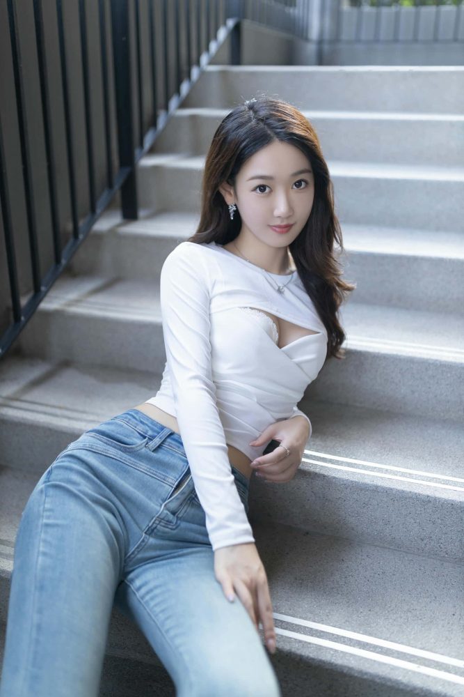 唐安琪 - 户外牛仔裤写真 【40P】P25226-靓街拍